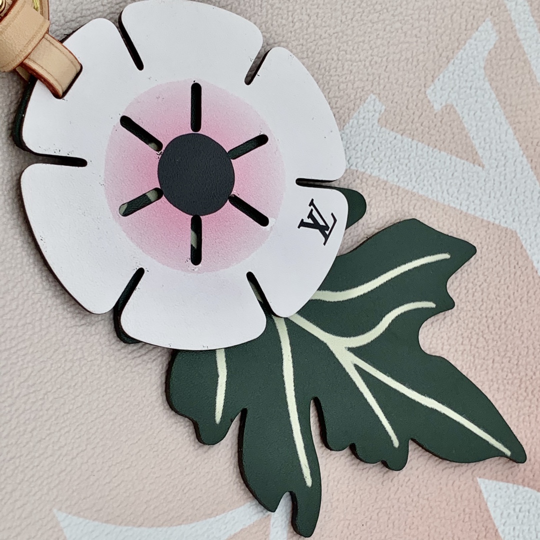 l**is V*t*n by the pooll onthego handbag-35*27*14cm