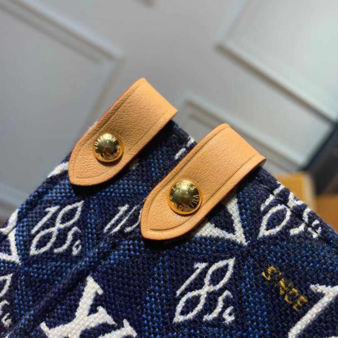 l**is V*t*n small onthego handbag-35*28*15cm