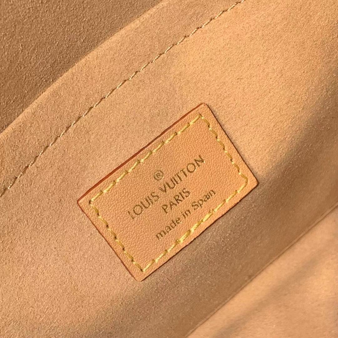 l**is V*t*n small onthego handbag-35*28*15cm