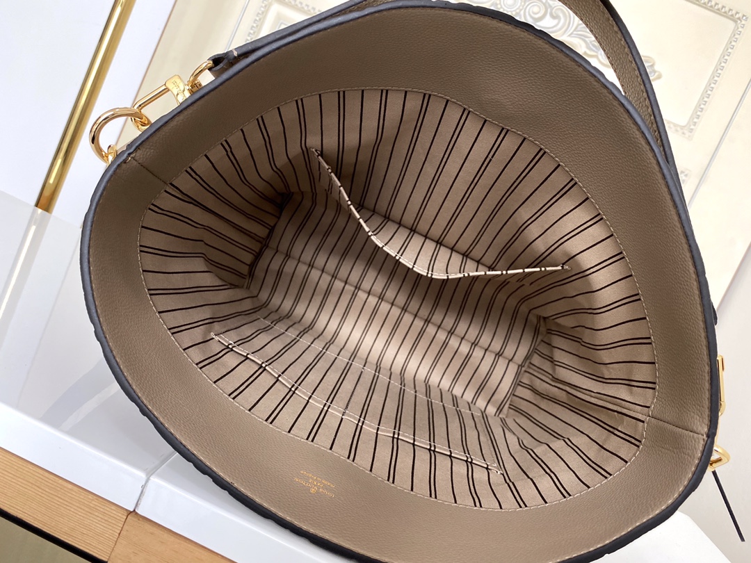 l**is V*t*n melie handbags-31*12*33cm