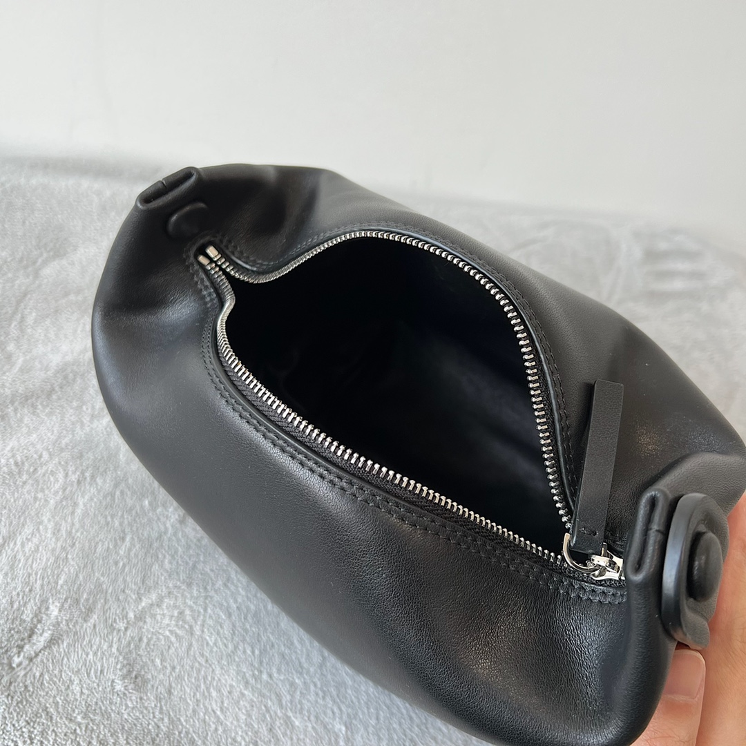 Bo*te*ga ve*ne*ta the row bag-18*13*14cm