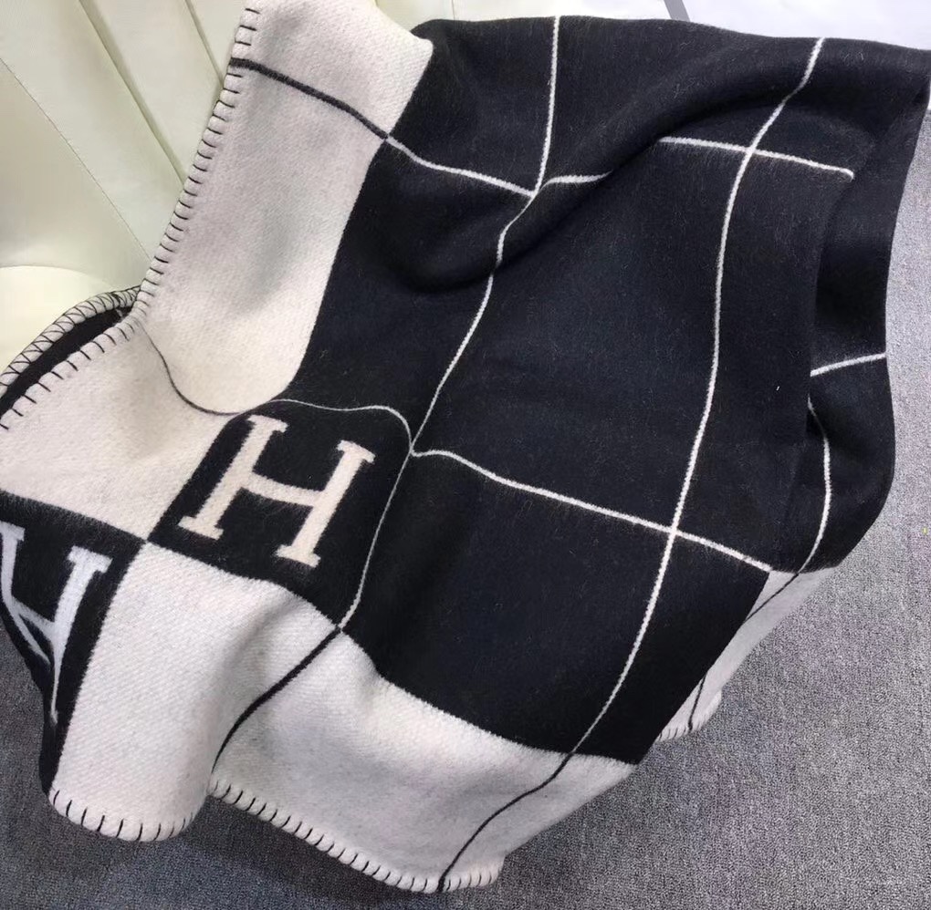 H**mes blankets-180*140cm