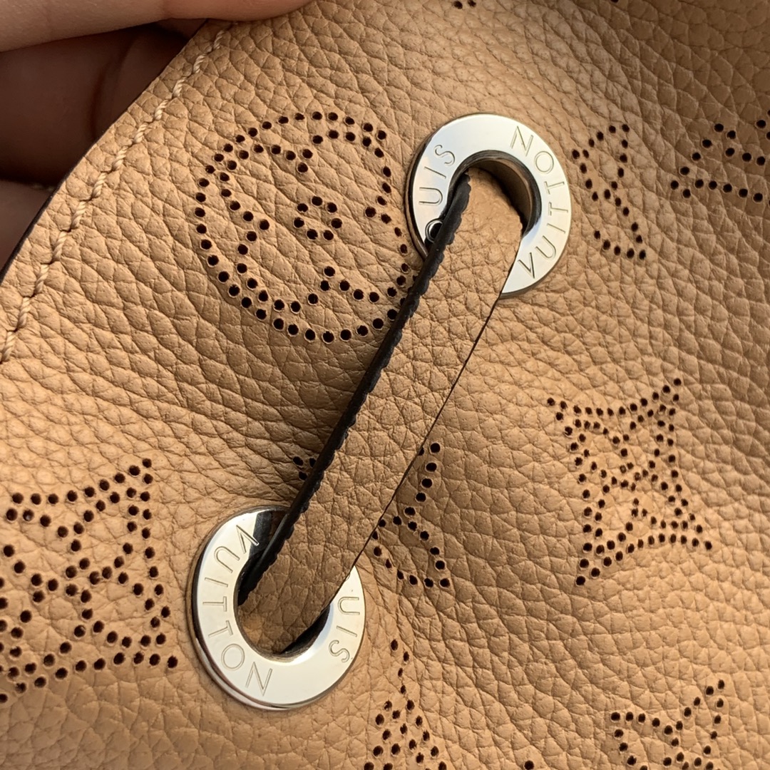 l**is V*t*n bella tote bag-32*23*13cm