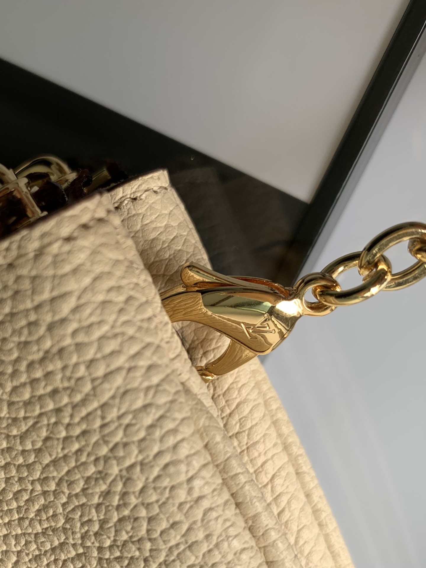 l**is V*t*n m80084 pochette double zip bag -20*12.5*3cm