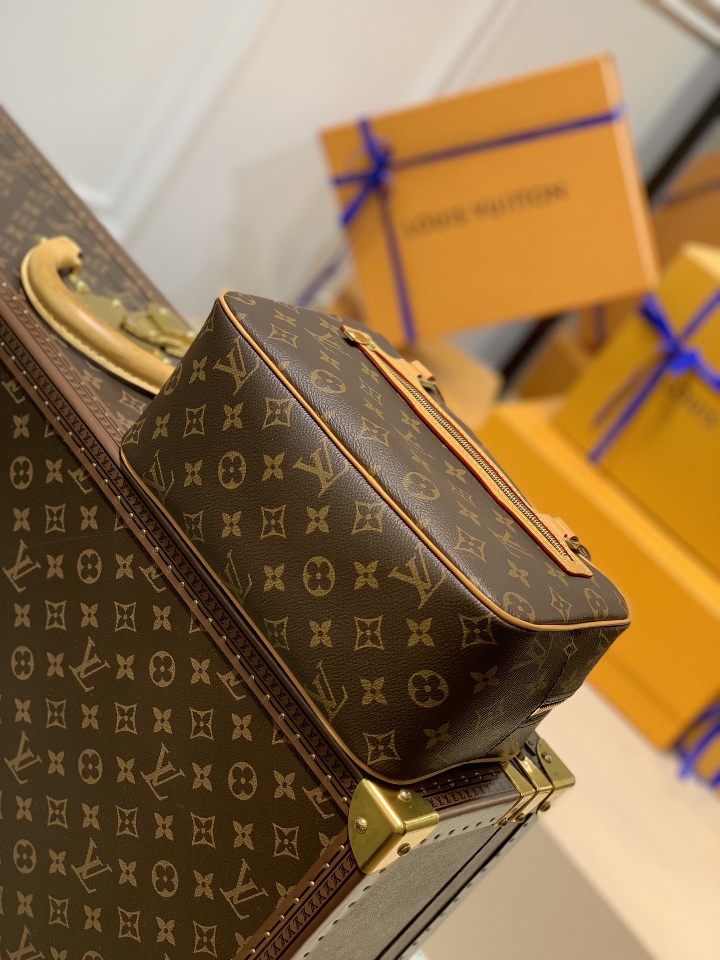 l**is V*t*n vintage handbags - m51182-27*18*12cm