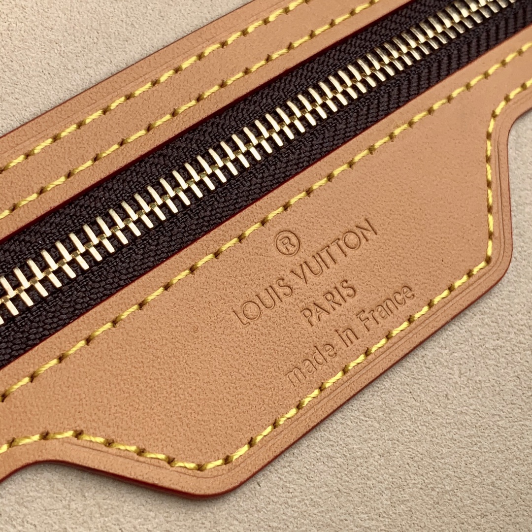 l**is V*t*n vintage handbags -m51181-23 × 37 × 12cm