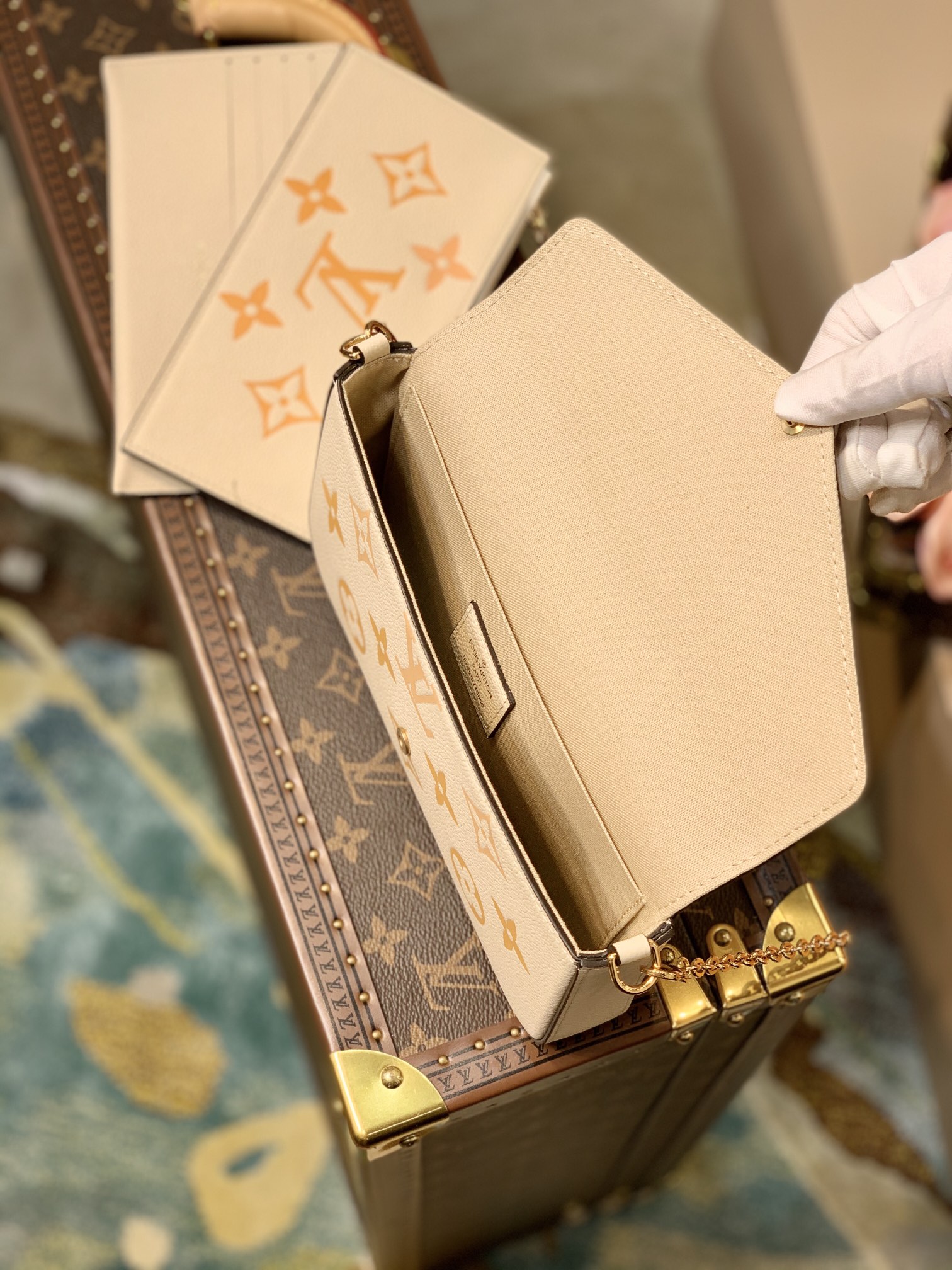 l**is V*t*n pochette félicie wallet -21*12*3cm