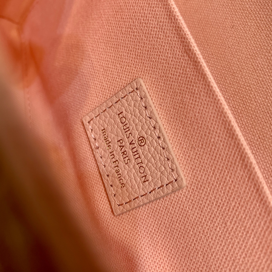 l**is V*t*n spring in the city pochette félicie wallet -21*12*3cm