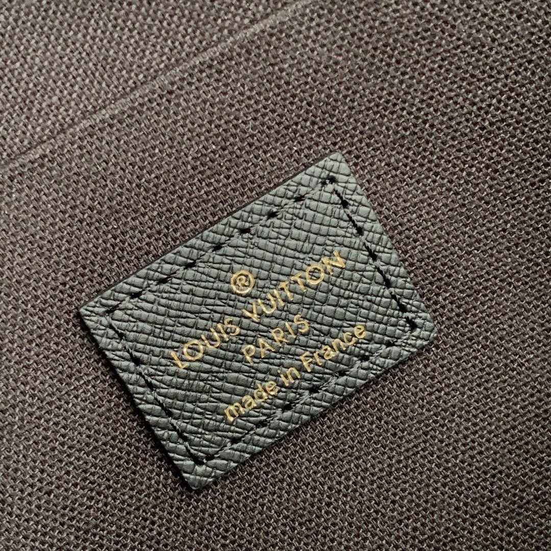 l**is V*t*n pochette félicie wallet -21*12*3cm