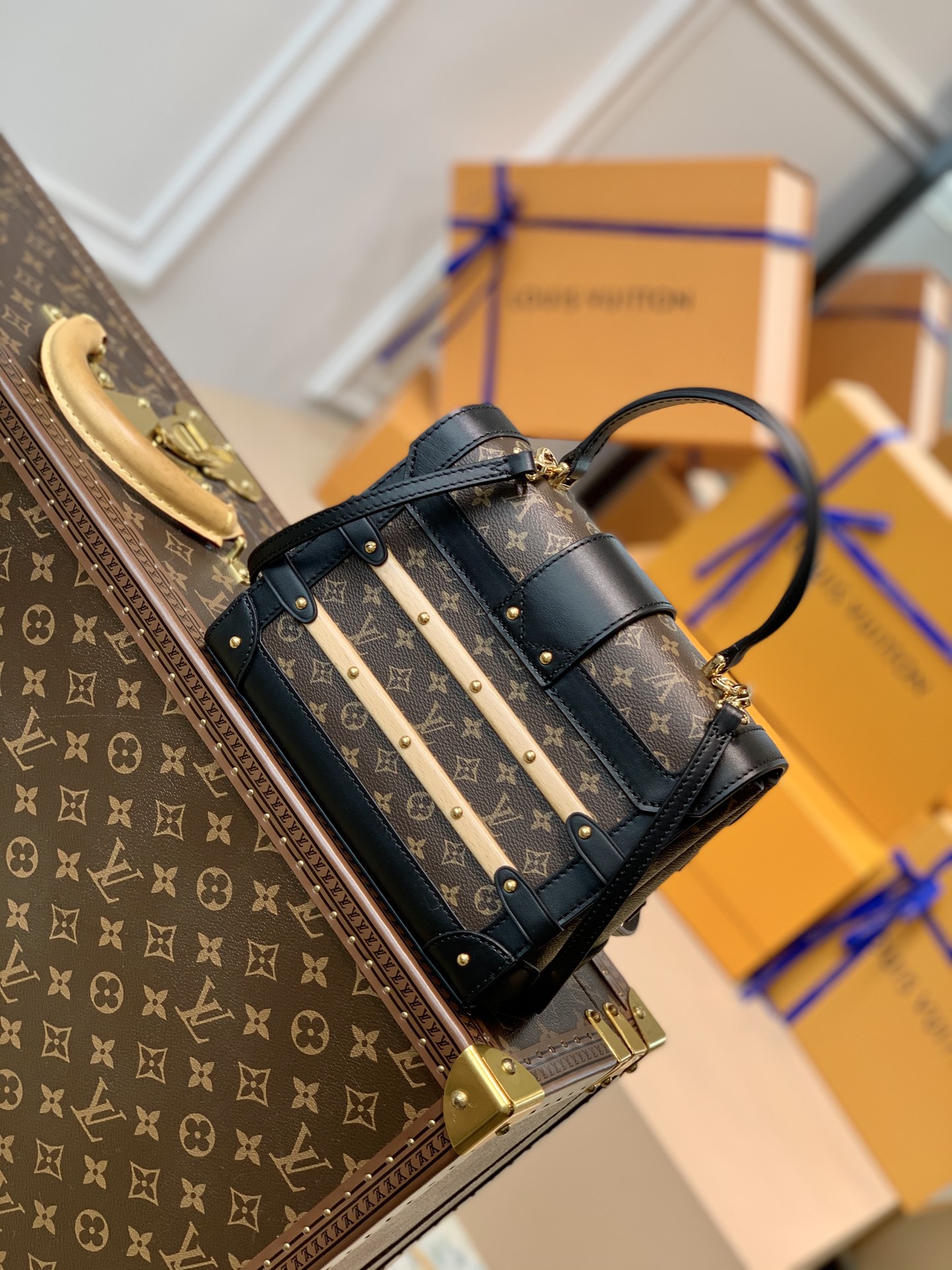 l**is V*t*n trianon handbags-21*18*11cm