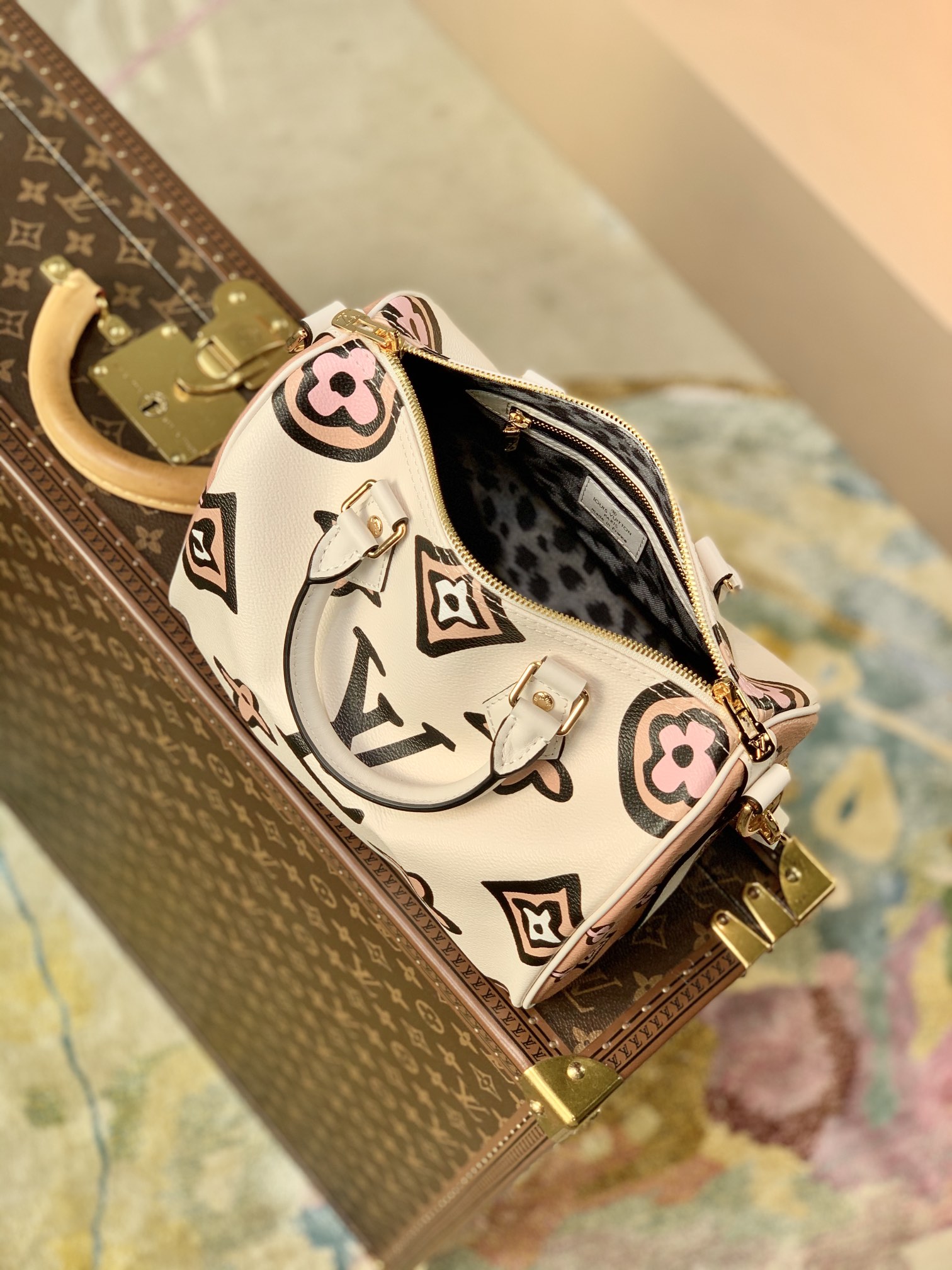 l**is V*t*n wild at heart speedy bandoulière 25-25*19*15cm