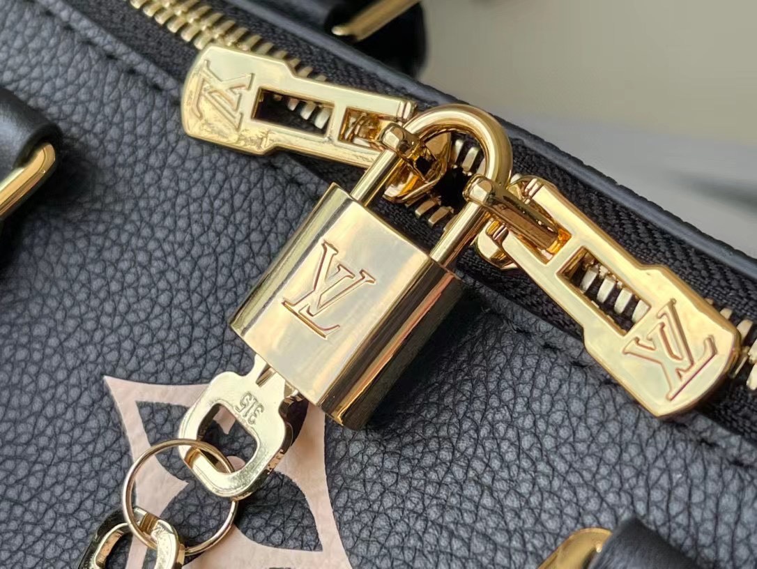 l**is V*t*n speedy bandoulière 25-25*19*15cm