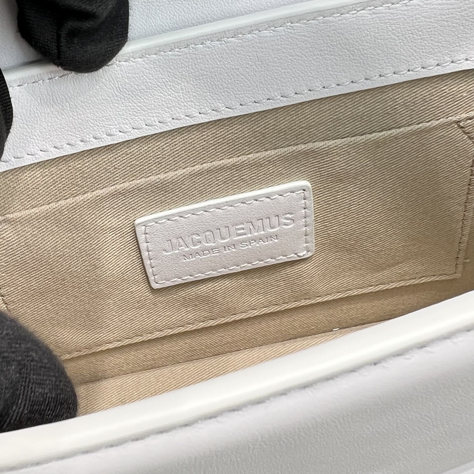 Jacquemus Le sac Rond Handbags-26*6*13CM