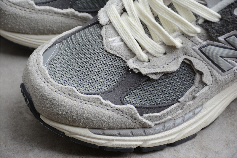 NEW BALANCE 2002R PROTECTION PACK RAIN CLOUD M2002RDA