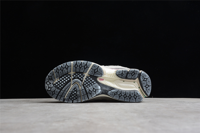 NEW BALANCE 2002R PROTECTION PACK RAIN CLOUD M2002RDA