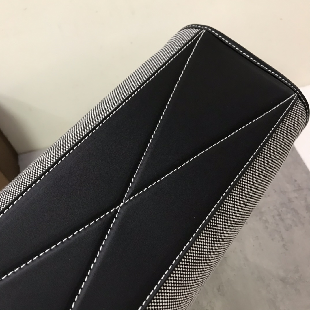 B**rry tote bag-35.5 x 15 x 37.5cm