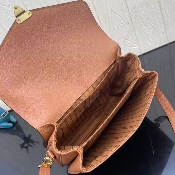 l**is V*t*n pochette metis handbags-25*19*7cm