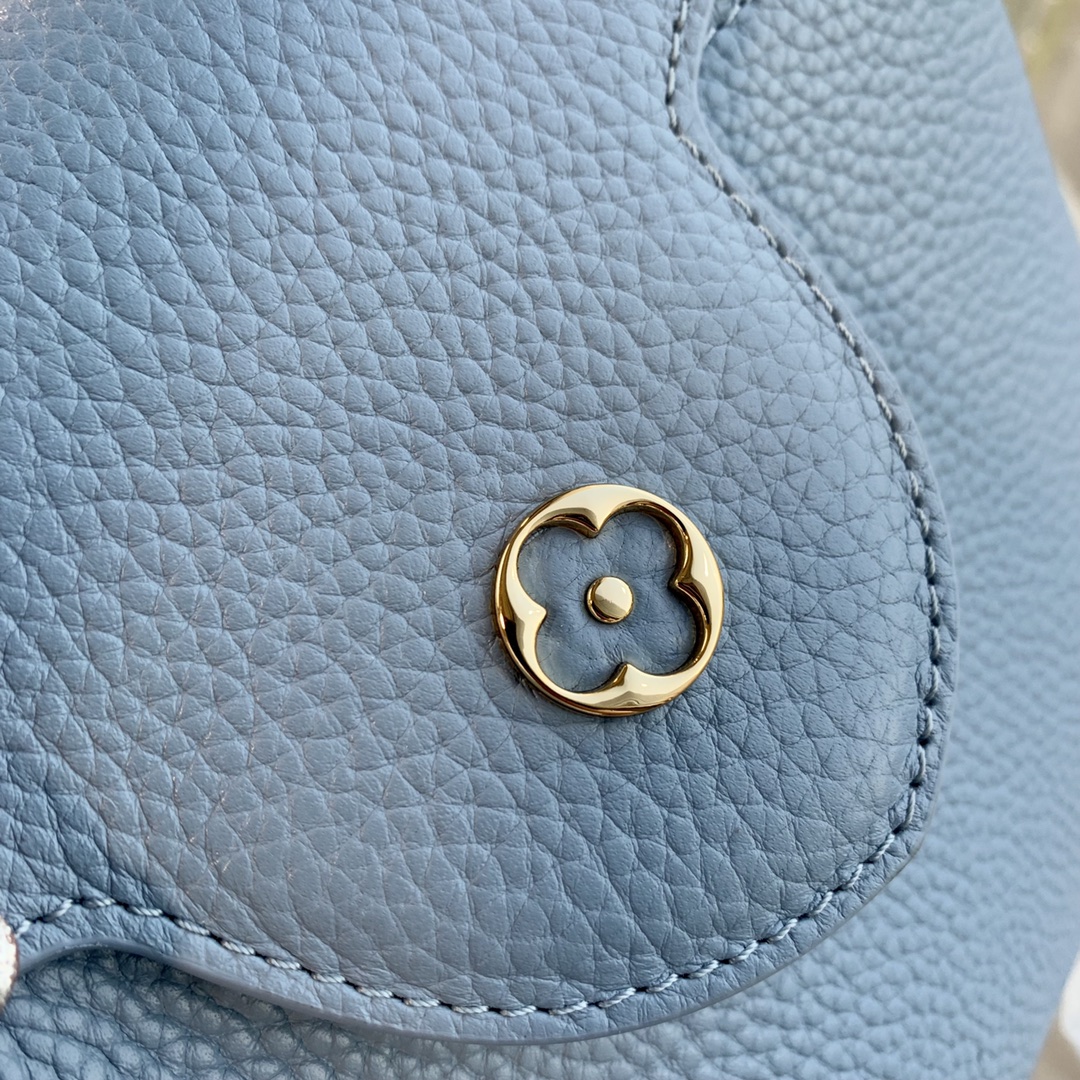 l**is V*t*n capucines bb-27*18*9cm