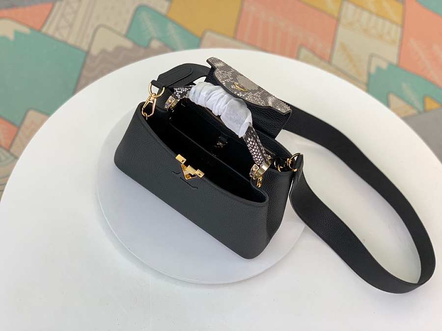 l**is V*t*n capucines bb-27*18*9cm