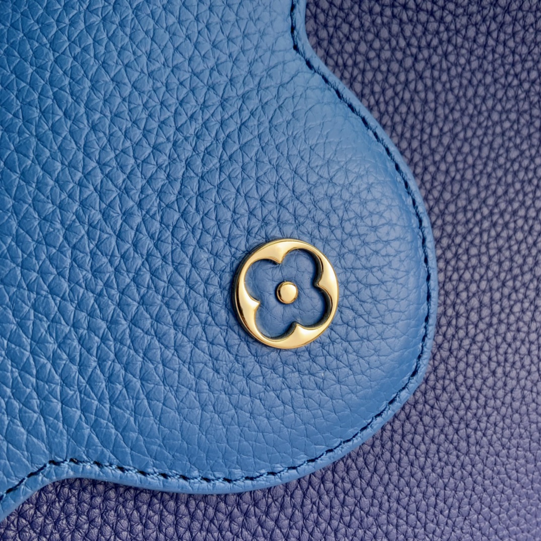 l**is V*t*n capucines bb-27*18*9cm