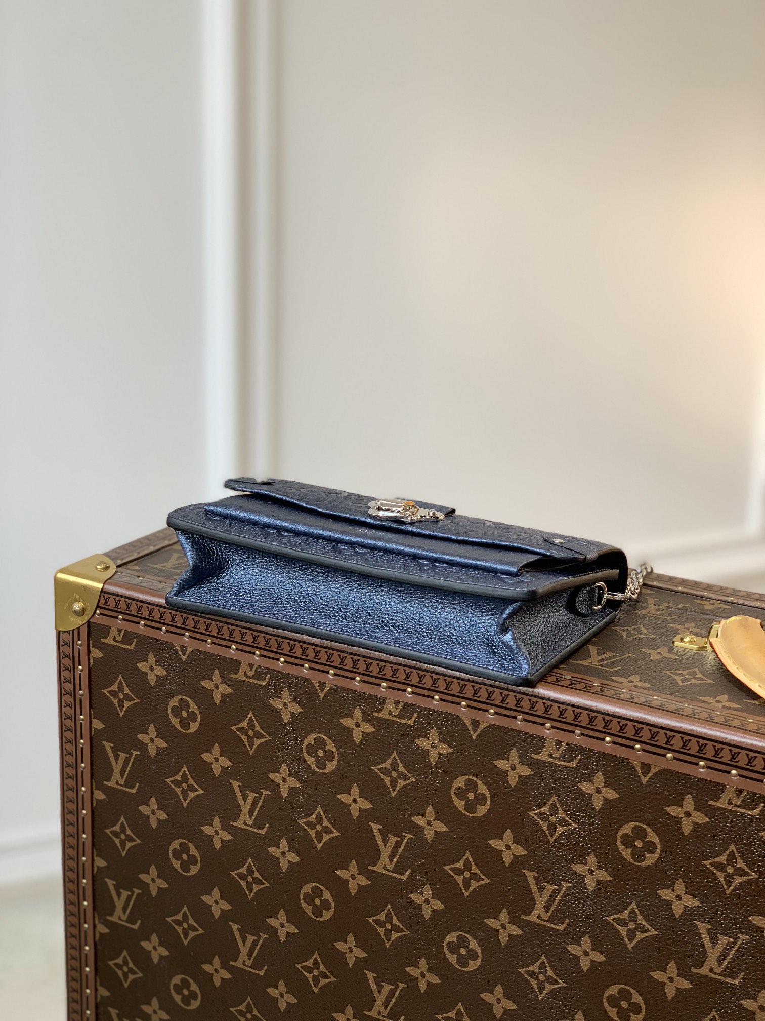 l**is V*t*n vavin handbags-19*13*4cm