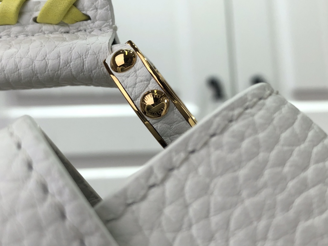 l**is V*t*n capucines bag-27*18*9cm