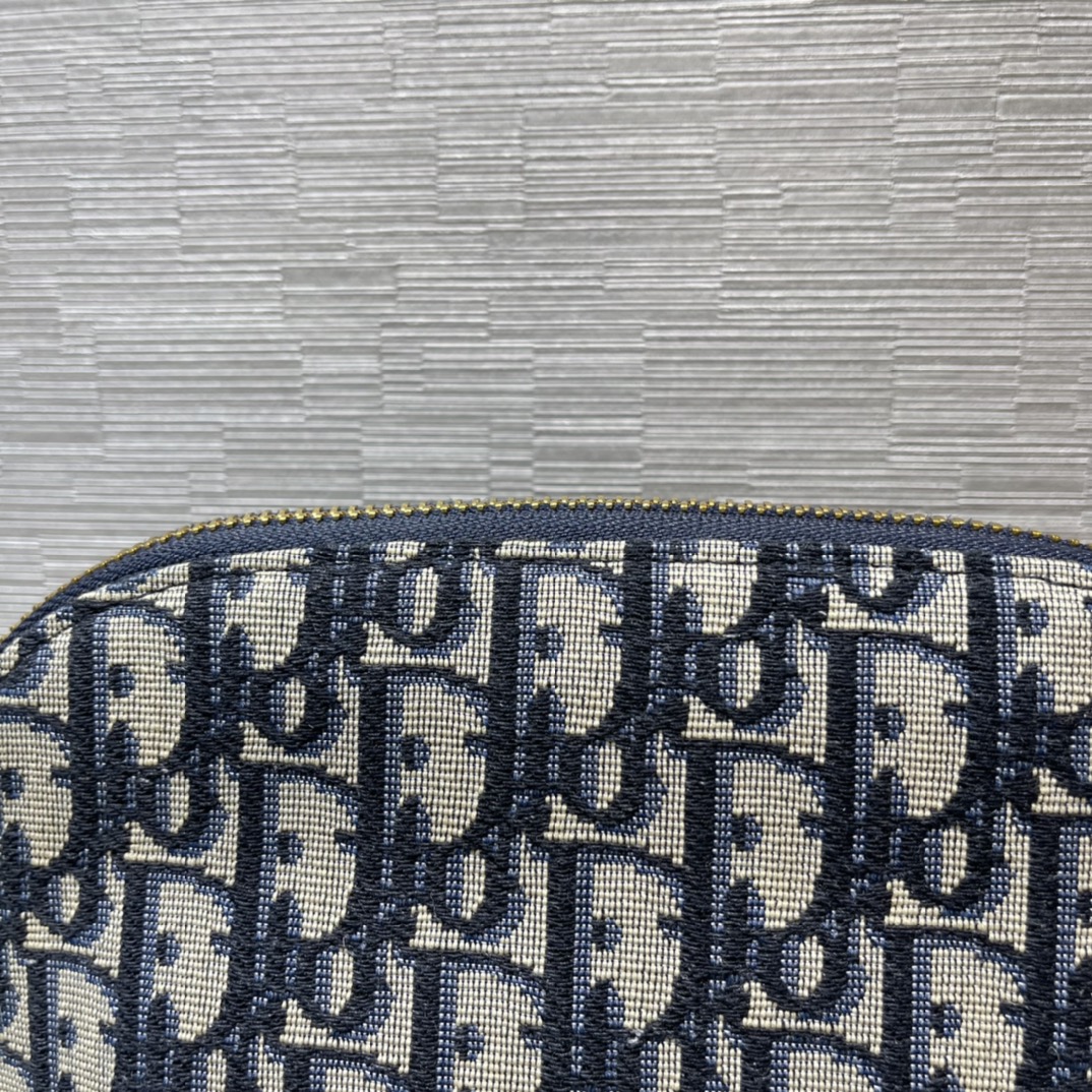 D*or 30 montaigne-5.5 x 24 x 7 cm