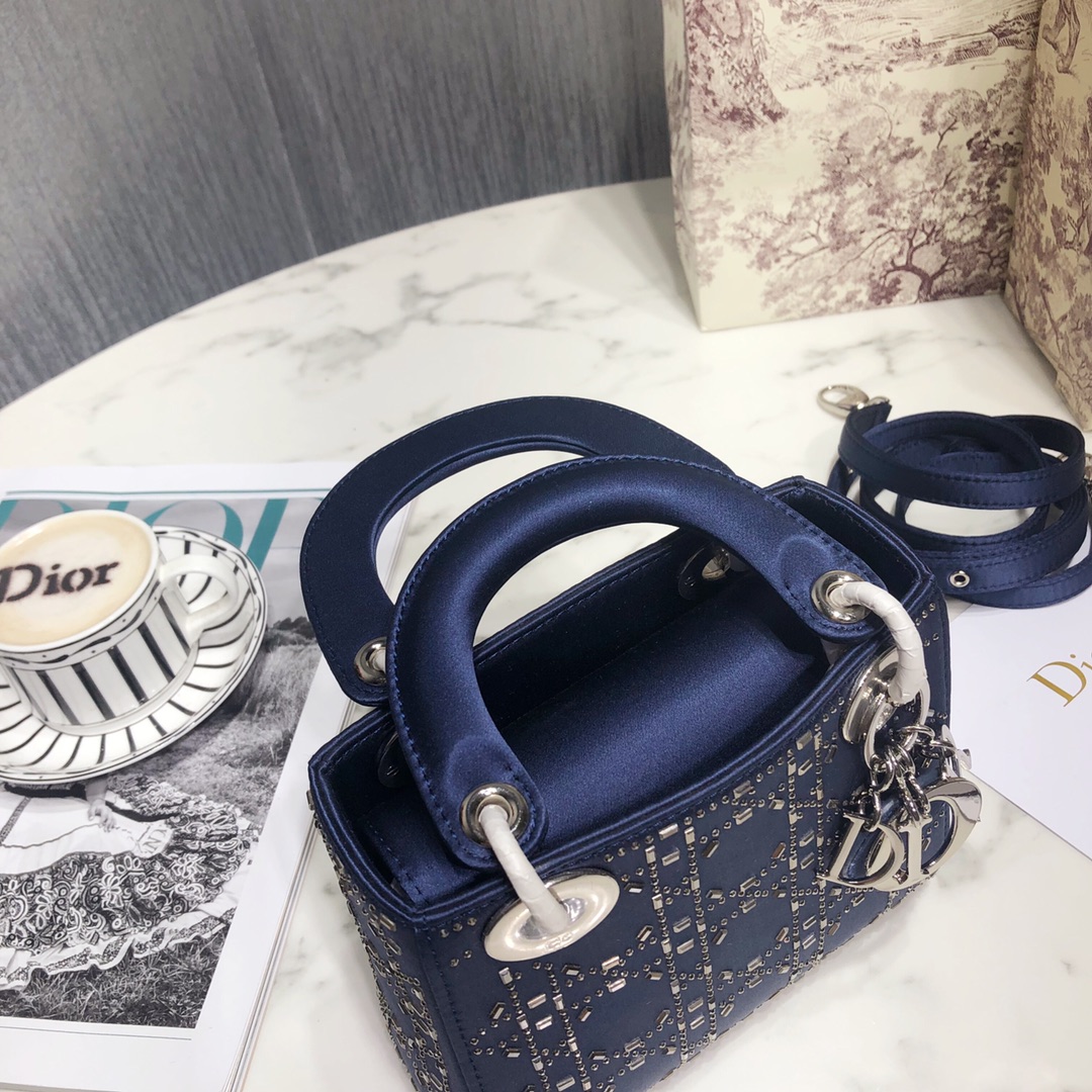 lady D*or mini-17*15*8cm