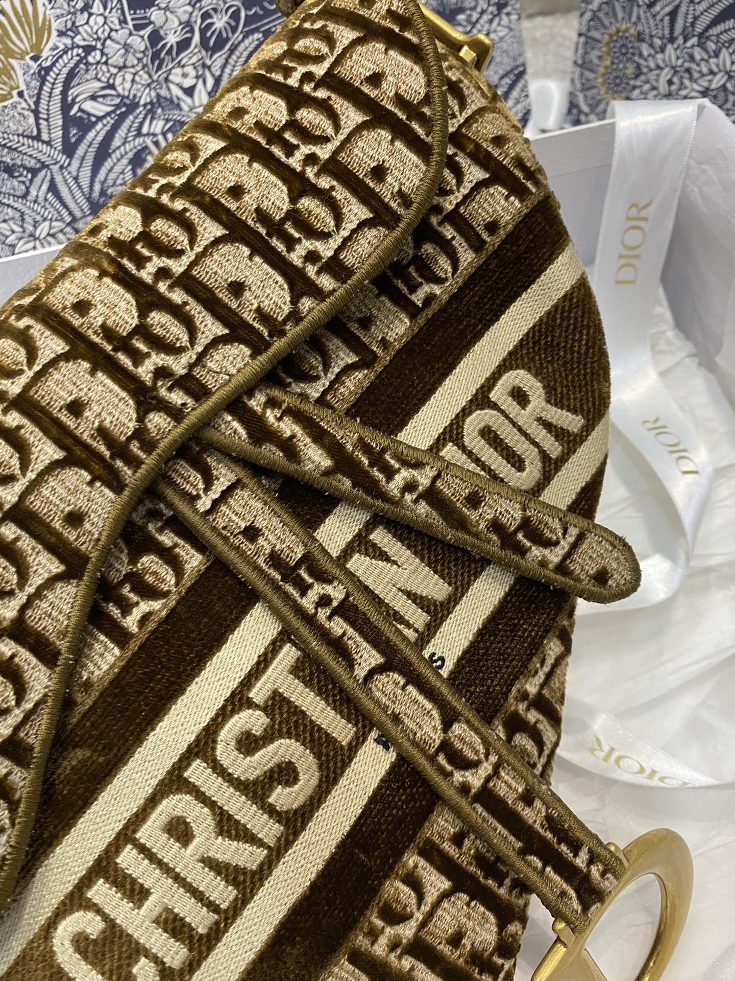 D*or oblique bag-25.5*20*6.5cm