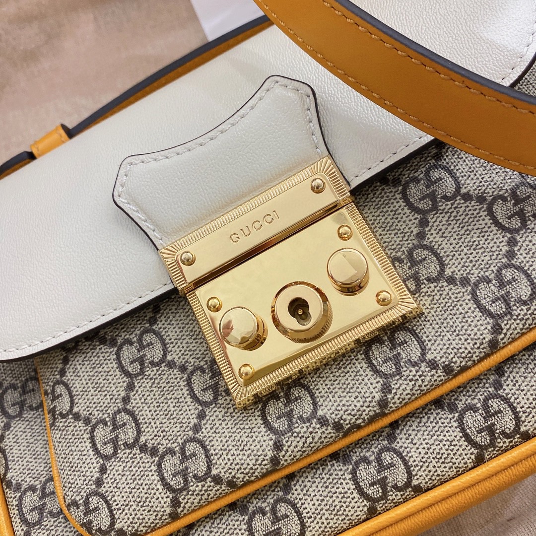 G*u*i padlock bag-21x14x5cm