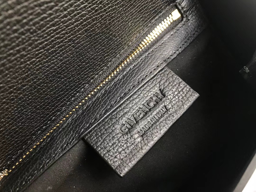 Givenchy Pandora Bag-18CM