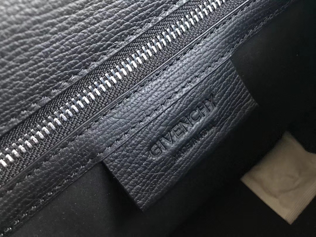 Givenchy Pandora Bag-18CM