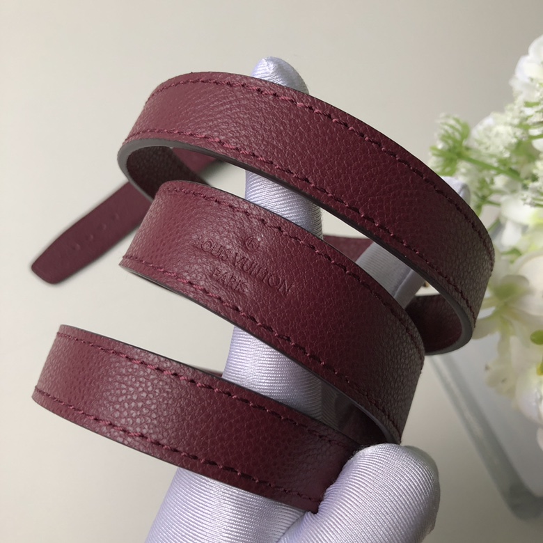 l**is V*t*n montaigne bb-29*20*13cm