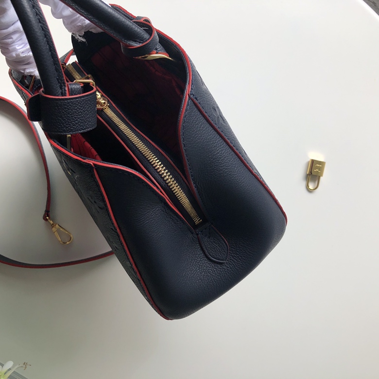 l**is V*t*n montaigne bb-29*20*13cm