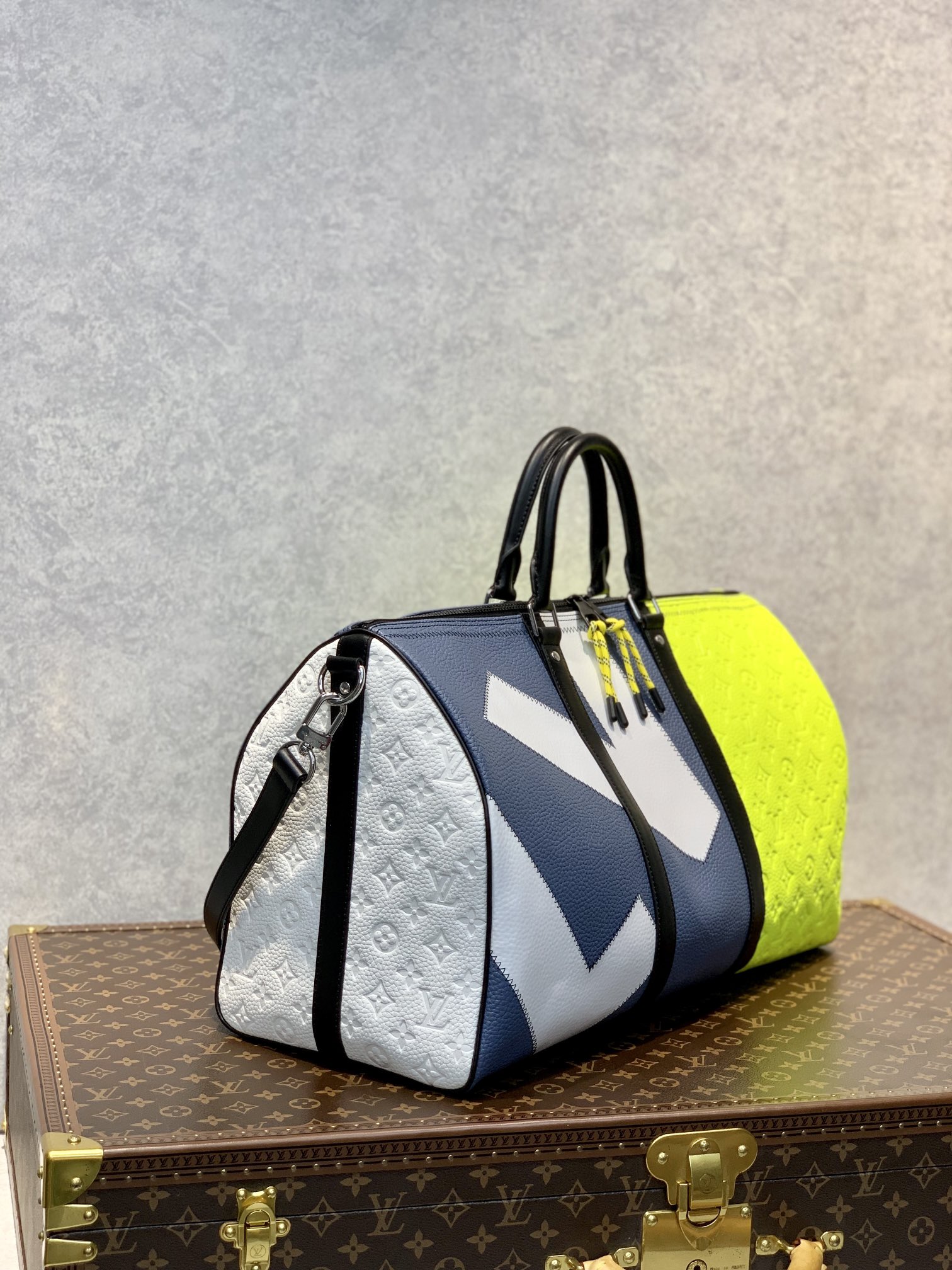 l**is V*t*n keepall bandoulière-50.0 x29.0 x23.0cm