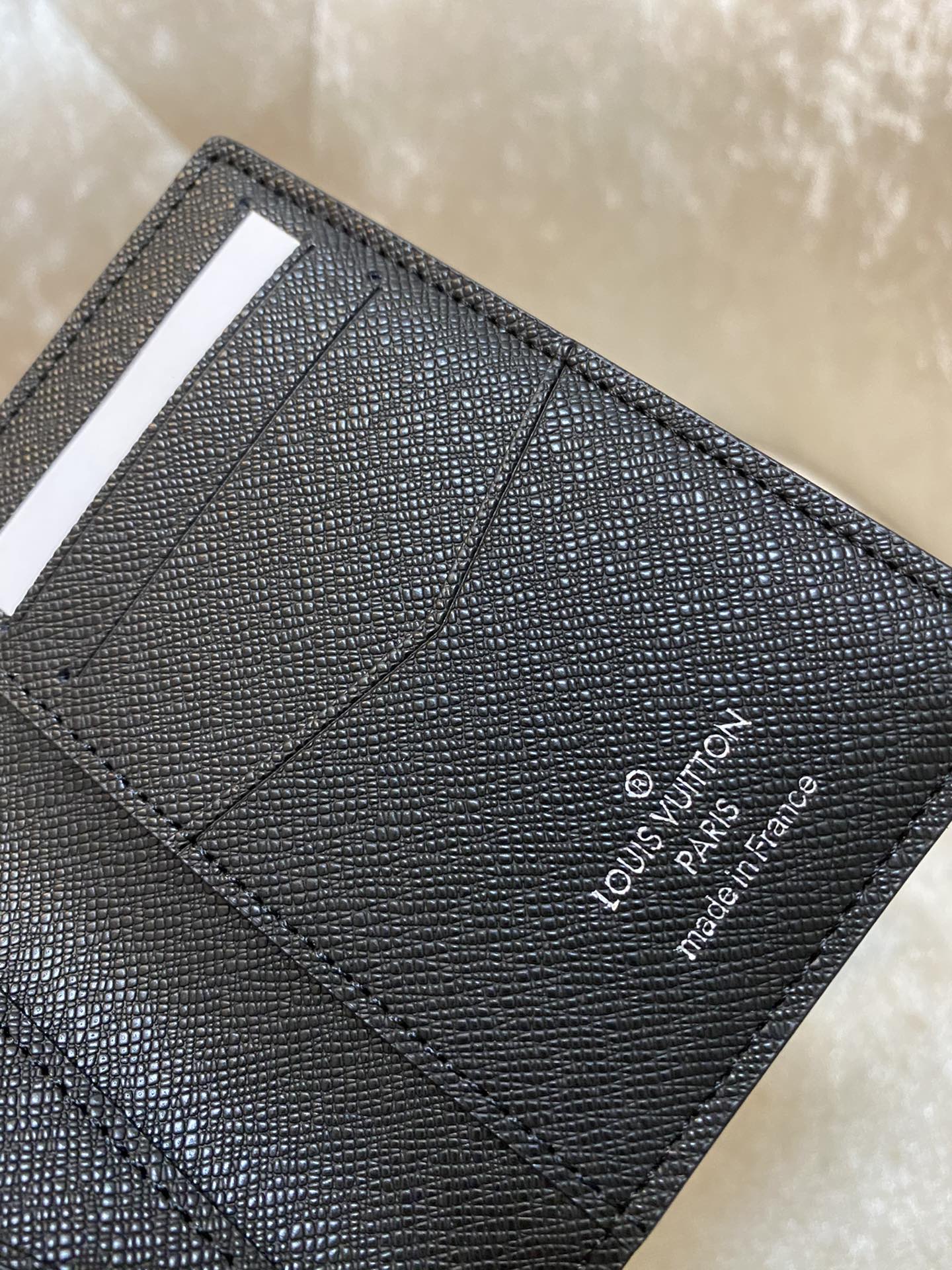 l**is V*t*n pocket organizer wallet-11x7cm