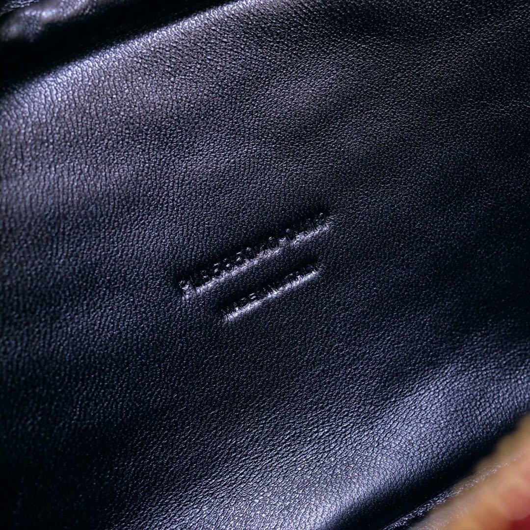 YSL Mini Lou Camera Bag-19*11*5CM