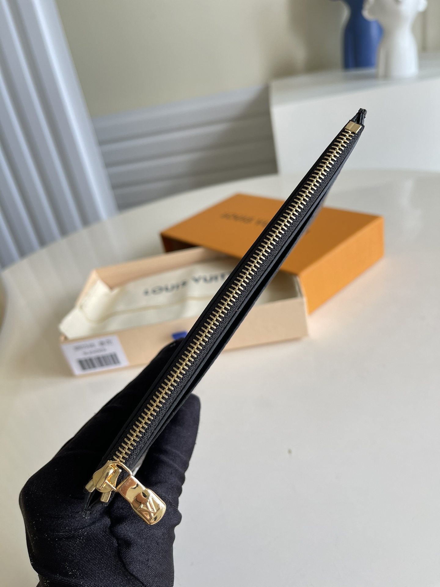 l**is V*t*n slim purse wallet-20*11*0.5cm