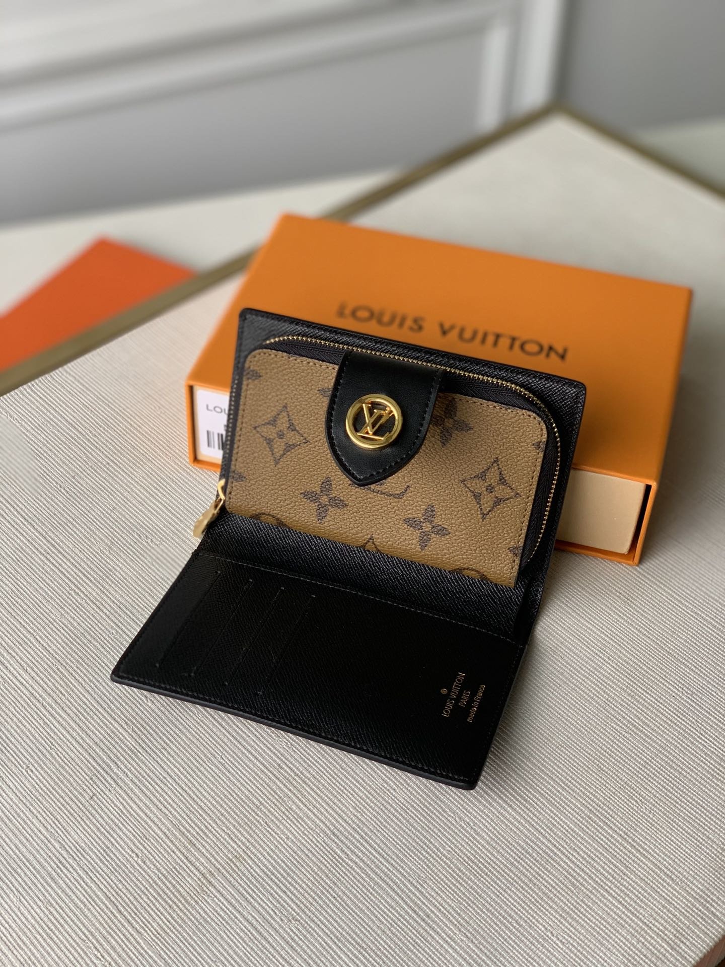 l**is V*t*n juliette wallet-14*11*3cm