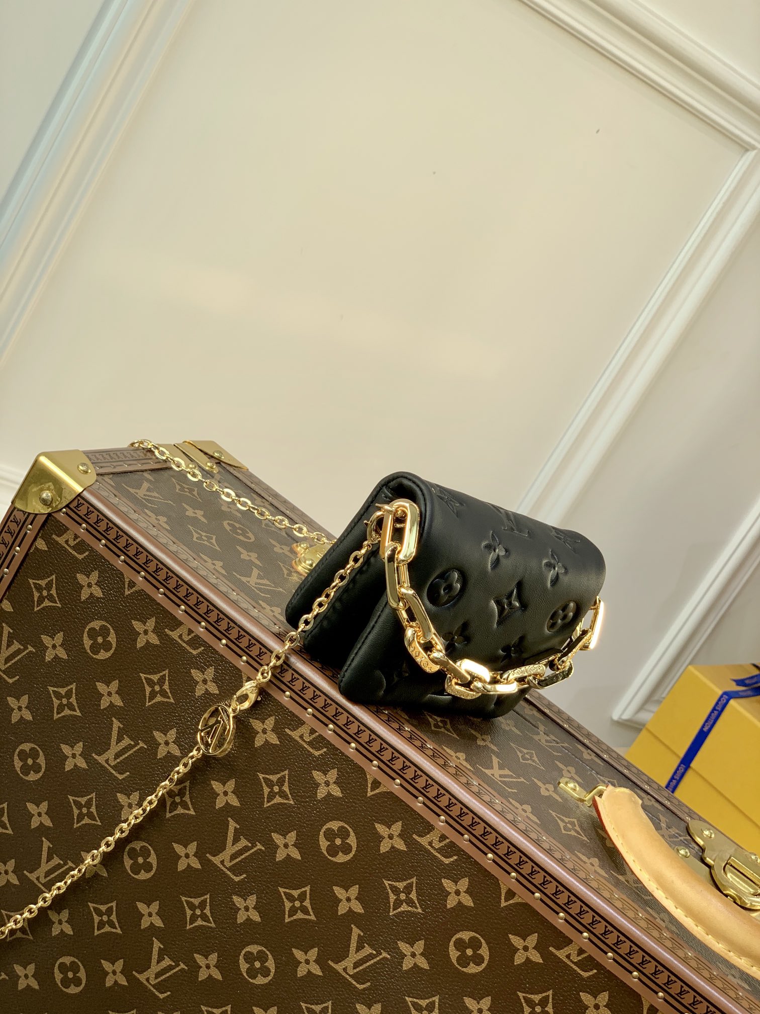 l**is V*t*n mini coussion-13×4×10cm