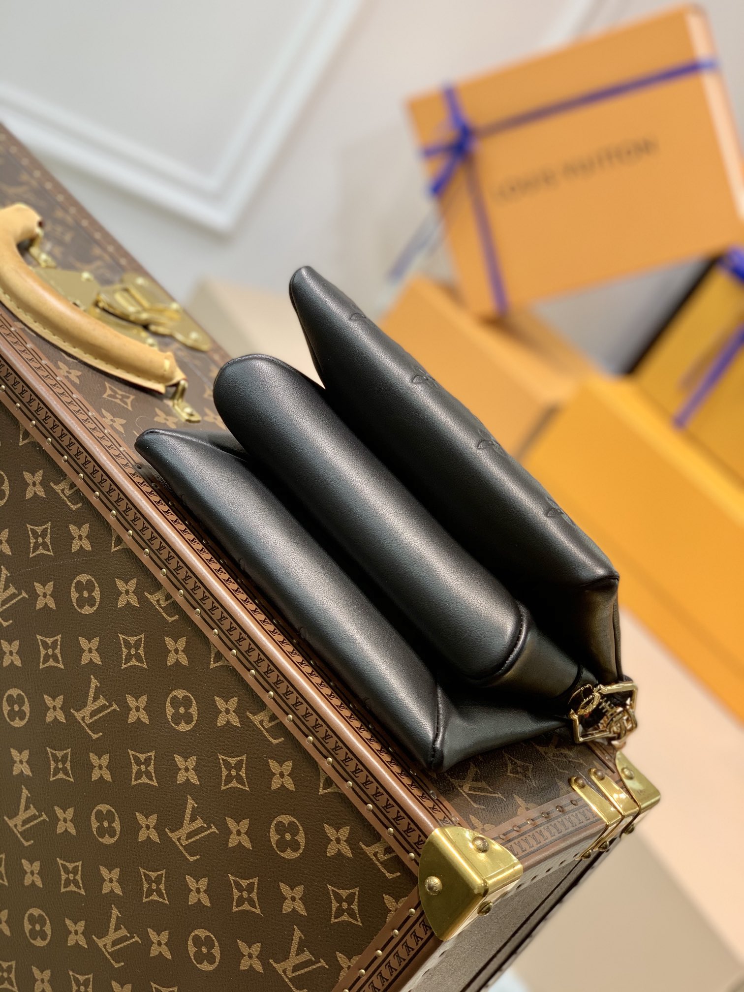 l**is V*t*n coussin bb bag-20*16*12 cm