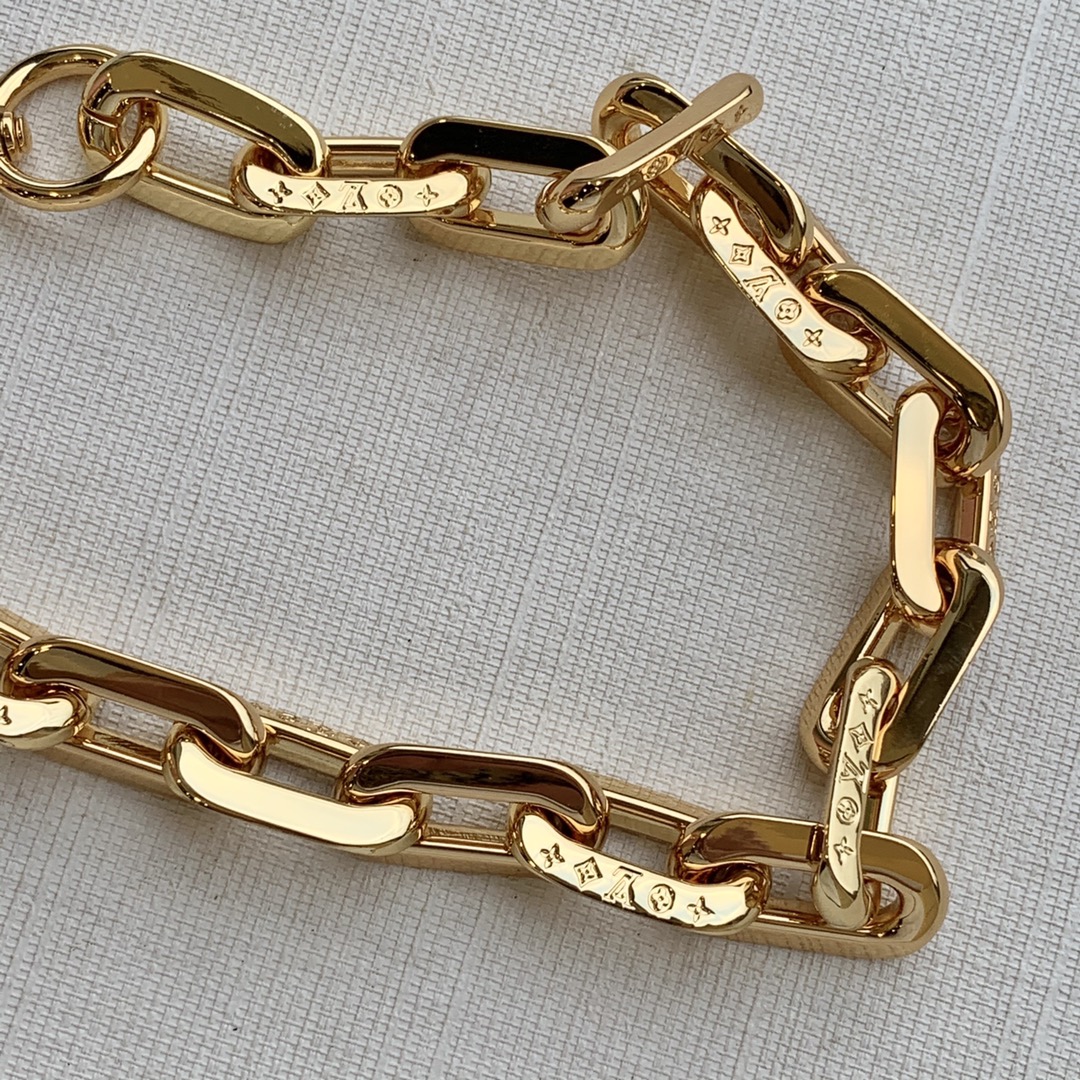 l**is V*t*n coussin handbags-26*20*12cm