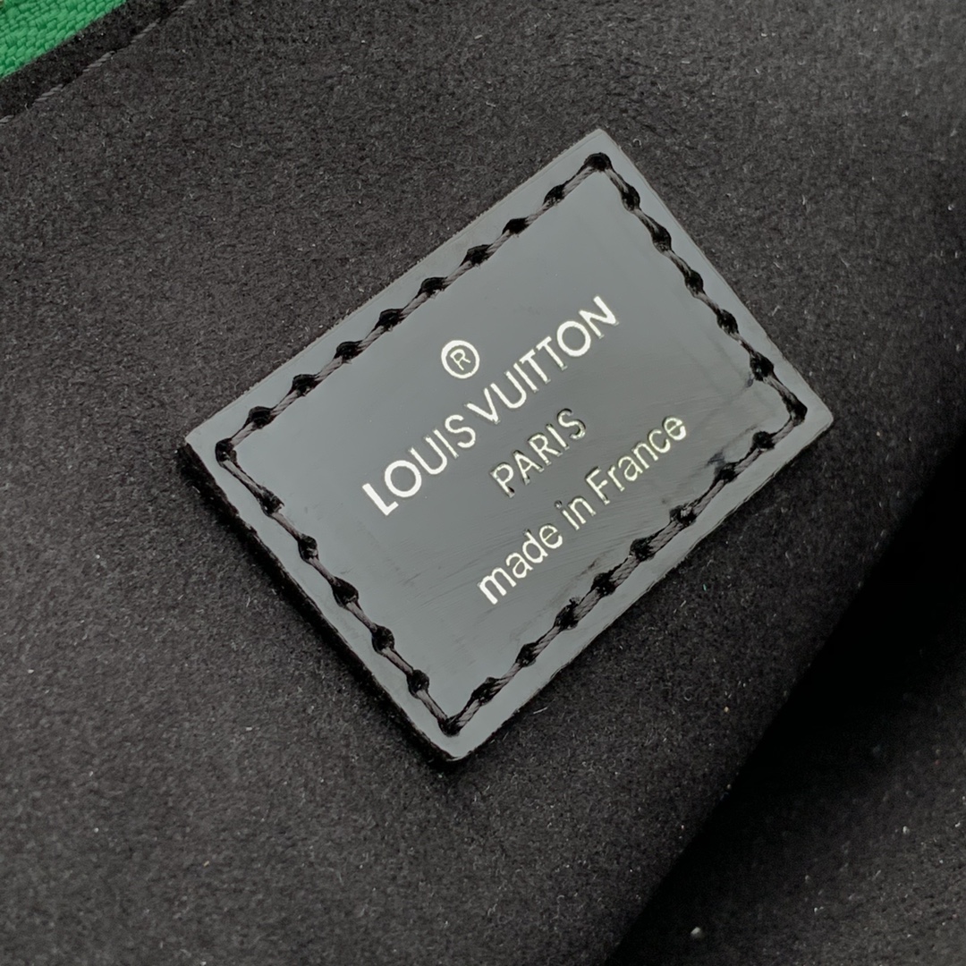 l**is V*t*n coussin handbags-26*20*12cm