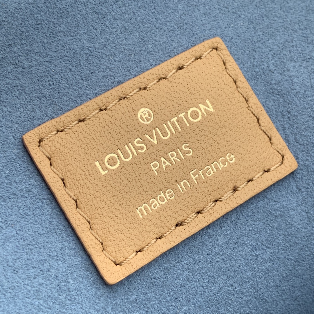 l**is V*t*n coussin handbags-26*20*12cm