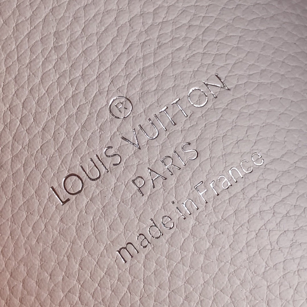 l**is V*t*n hina handbags-34*19*13cm