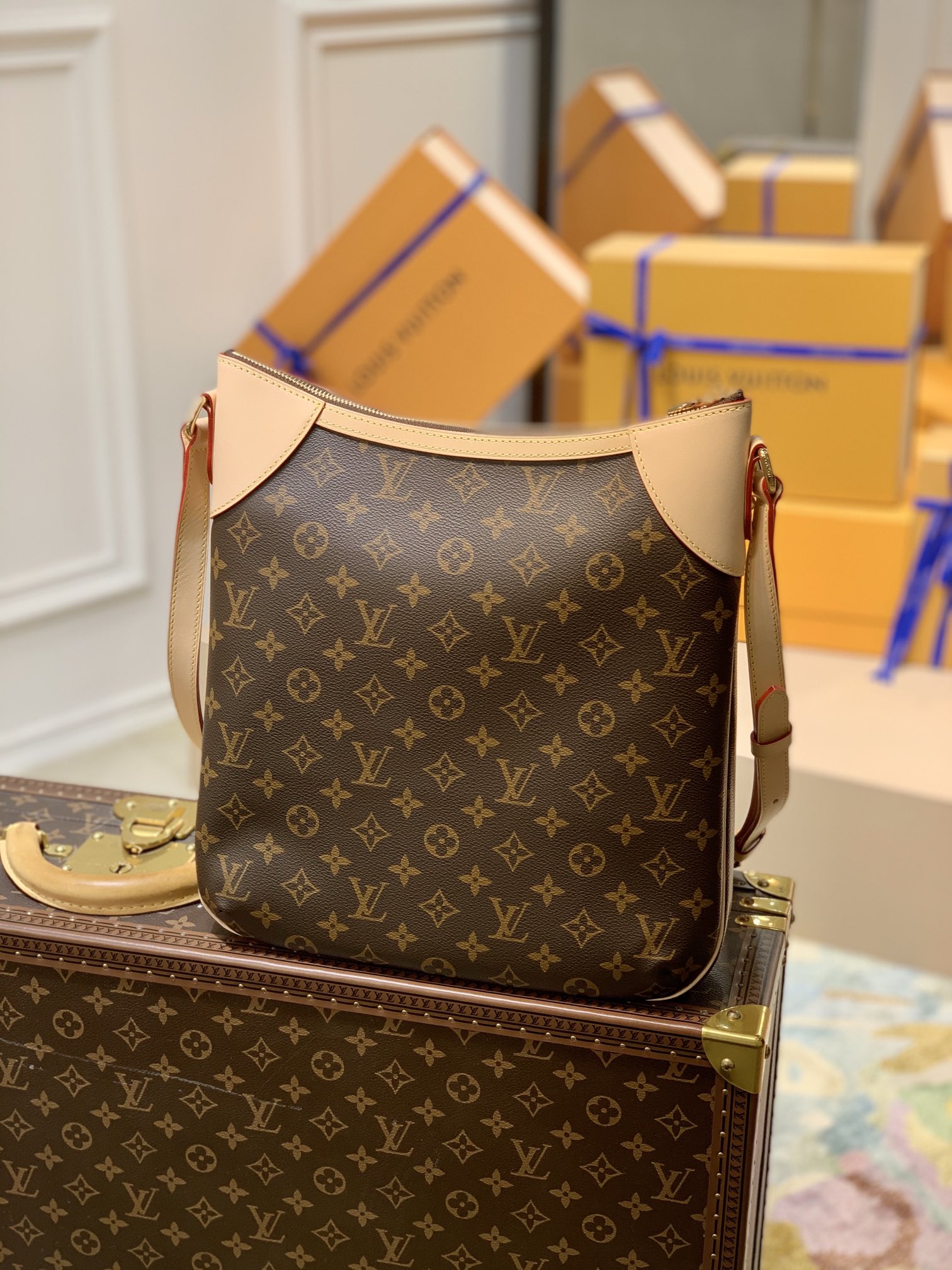 l**is V*t*n odeon handbags-m56389-29*35*7cm