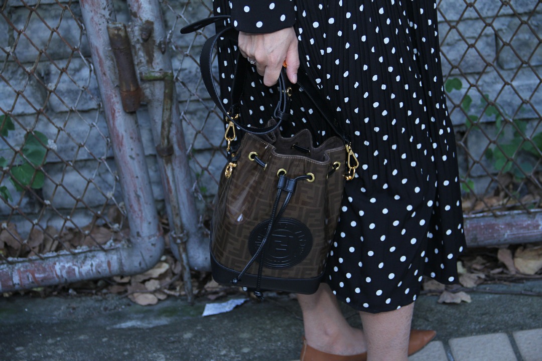 F**di bucket-17*15*25cm