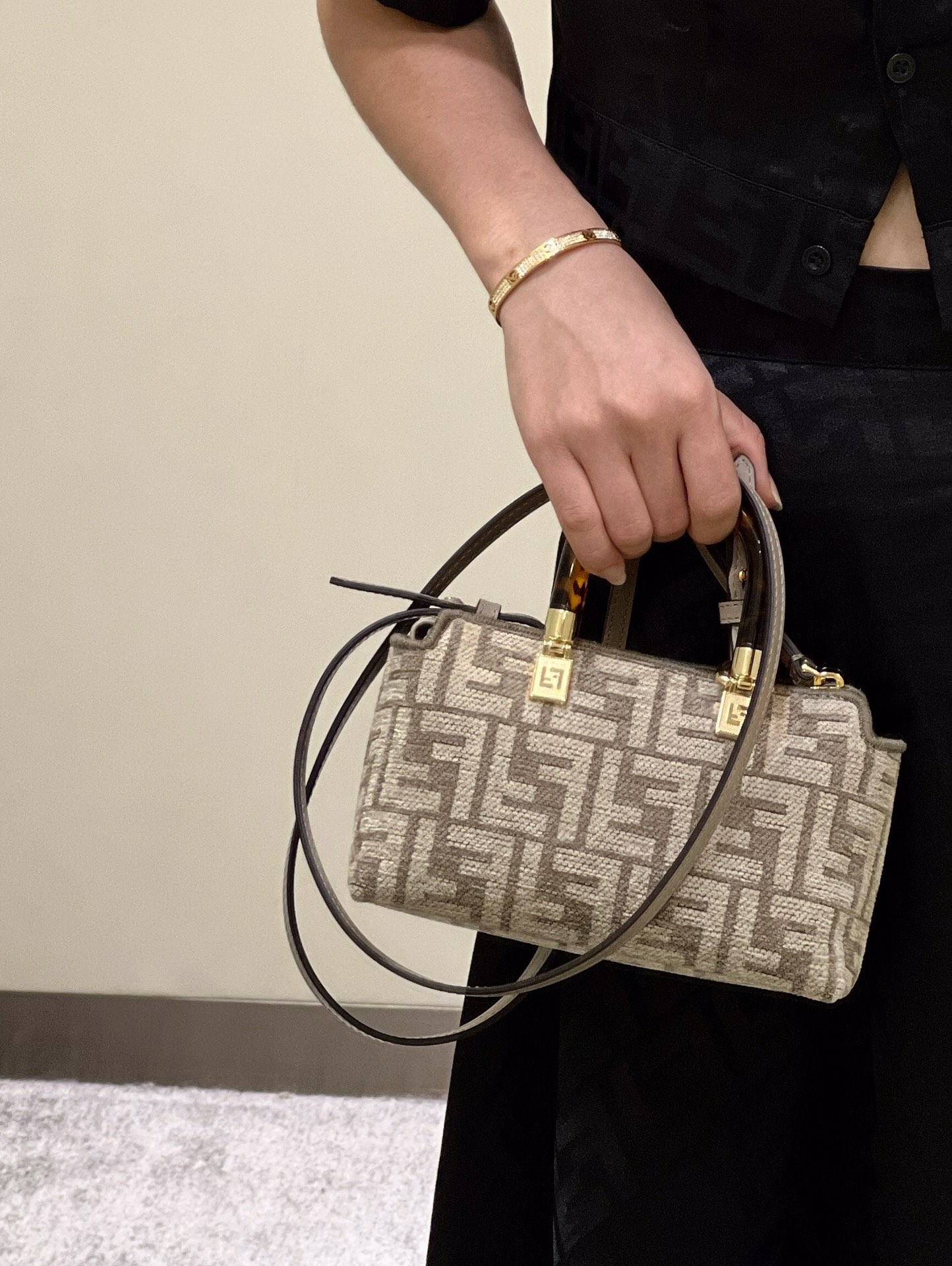 F**di by the way boston-17*8*12cm