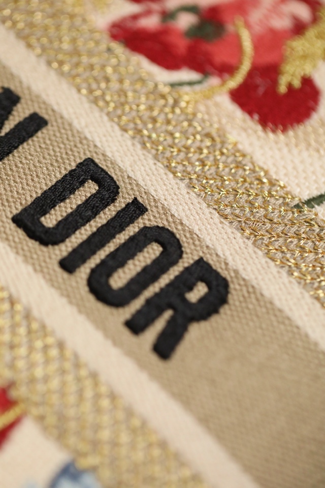 lady D*or handle bag-24cm