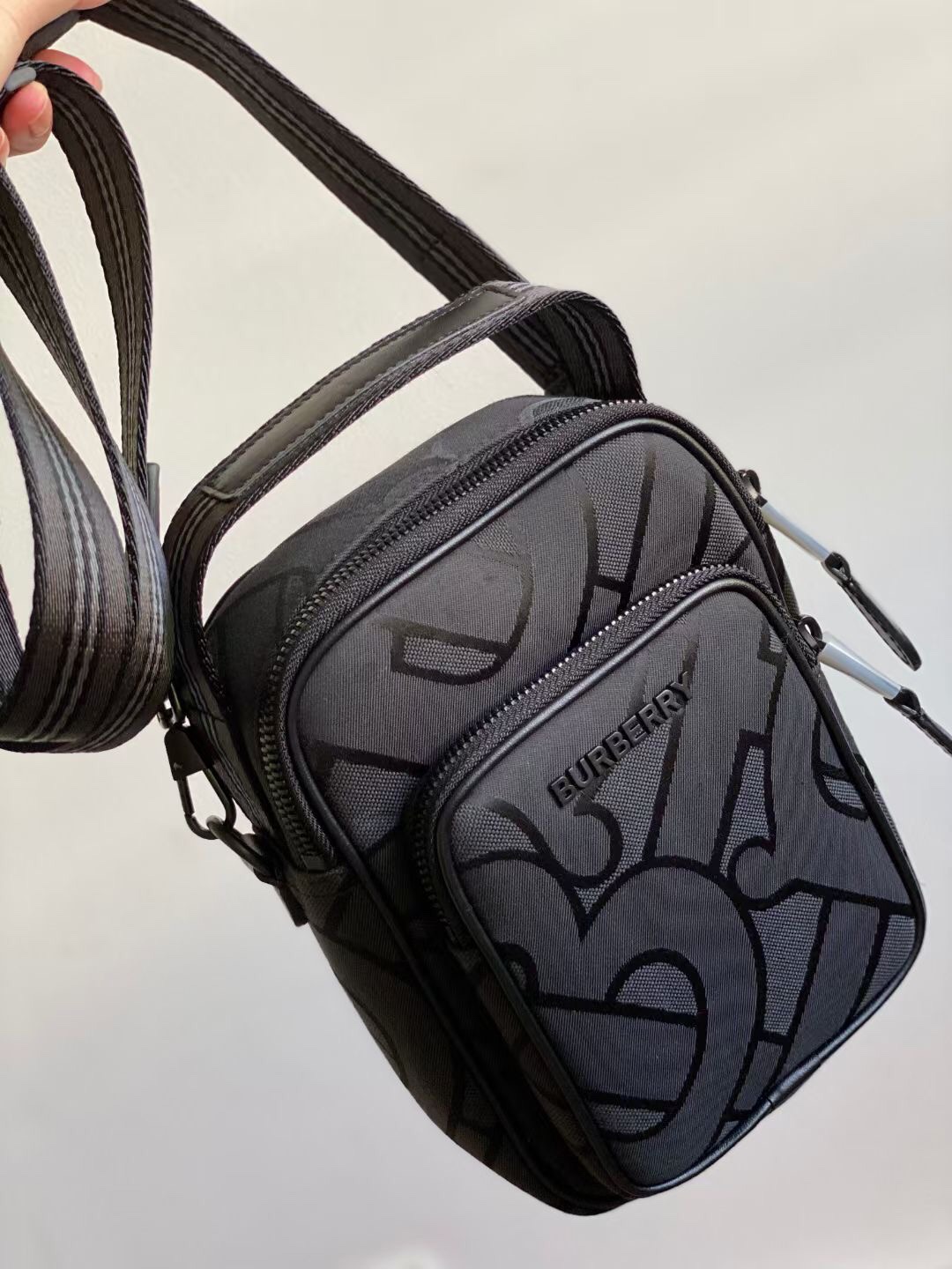 B**rry crossbody bag-14 x 6 x 19.5cm